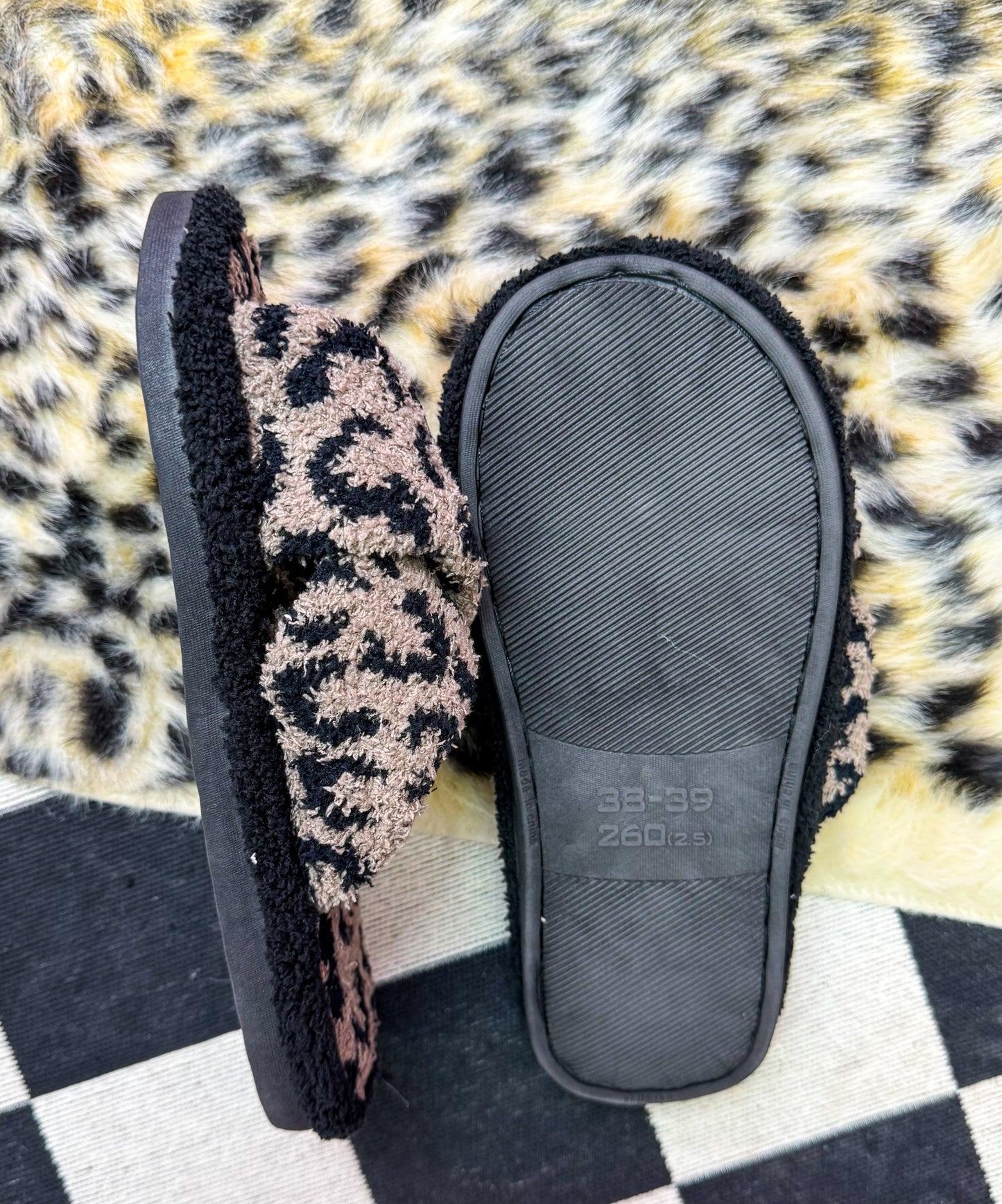 Luxury Crossover Leopard Slippers