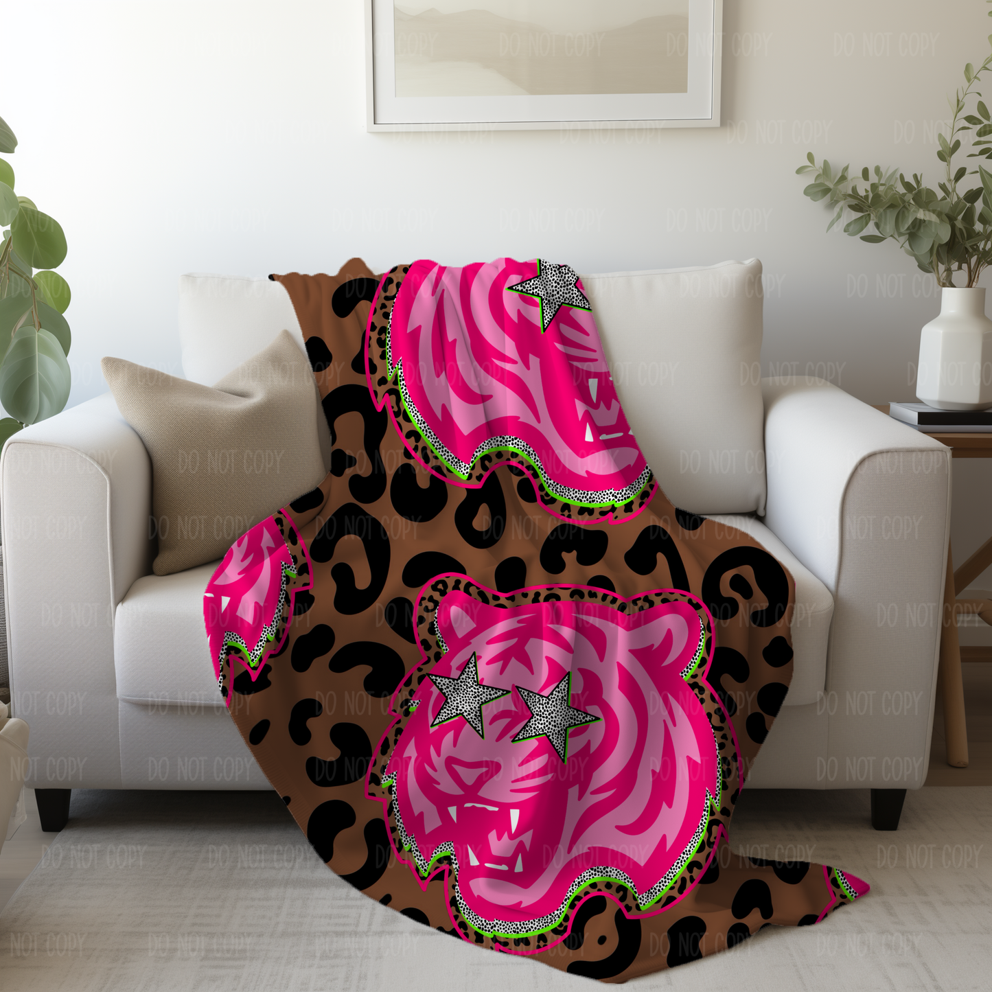 Pink Leopard Tiger Velveteen Plush Blanket | Cozy Throw