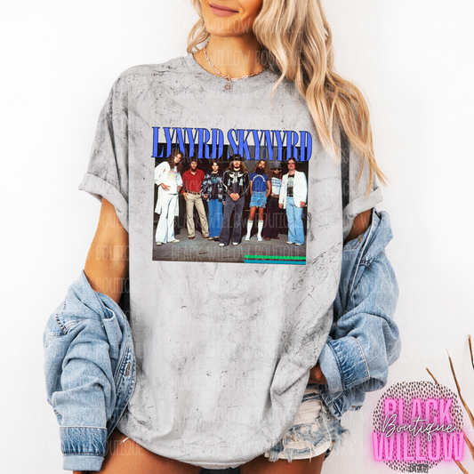 Lyn Skyn Tee Or Sweatshirt